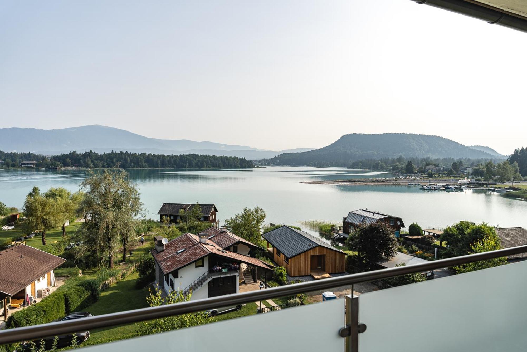 Hotel Faaker See Inn By S4Y Faak am See Bagian luar foto